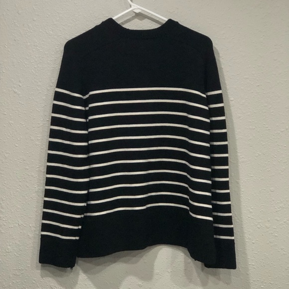 NWT Zara Black and Cream Striped Crew Neck Long Sleeve Knit Sweater Size L - Picture 6 of 6